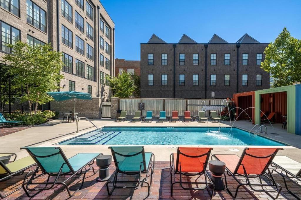 Luxury 1br Penthouse Elevator Free Parking! Apartment *