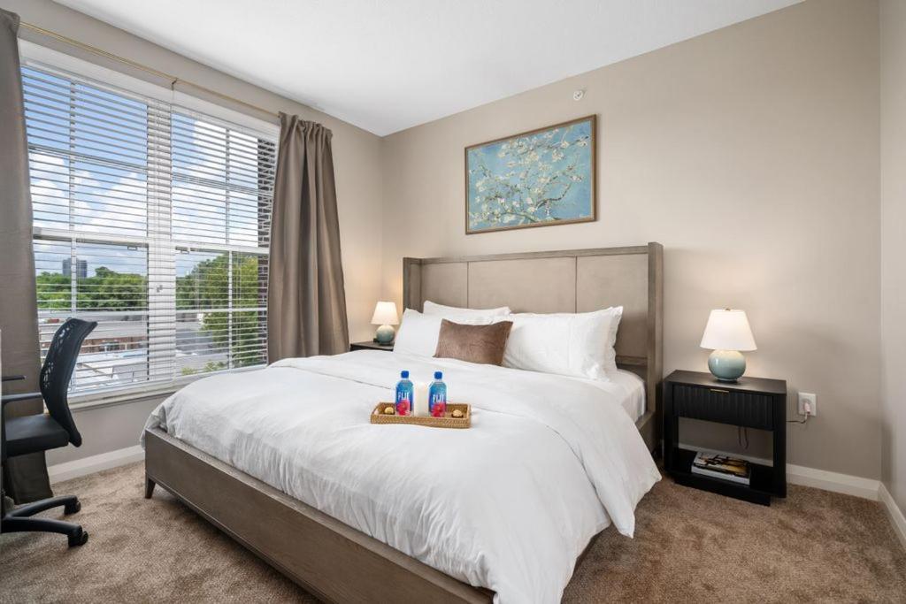 Apartment Luxury 1br Penthouse Elevator Free Parking! Columbus